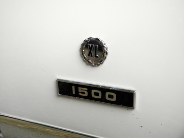 Ford Capri I 1500 XL Emblem
Ford Capri I I 1500 XL Badge
Ford Capri I 1500 XL emblme